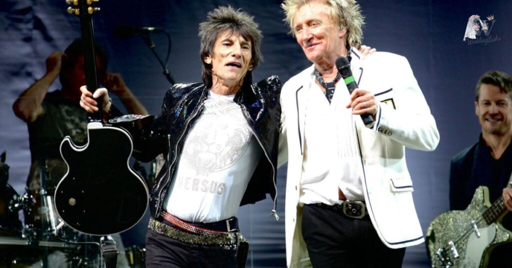 Atlantic-Crossing-Rod-Stewart-Plans-to-Sell-LA-Mansion-and-Move-Back-to-the-UK