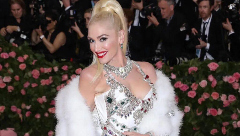 Gwen-Stefani's-Impact-on-Fashion-A-Style-Revolution