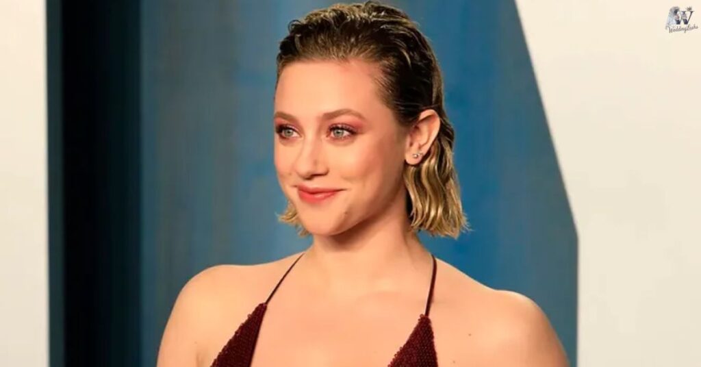 Lili-Reinhart 